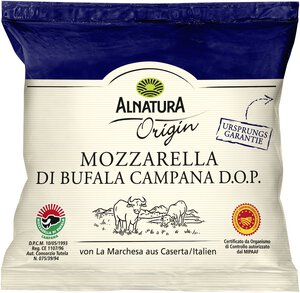 Mozzarella di bufala campana D.O.P.