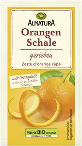 Orangenschale gerieben