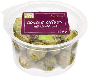 Grüne Oliven mit Knoblauch 