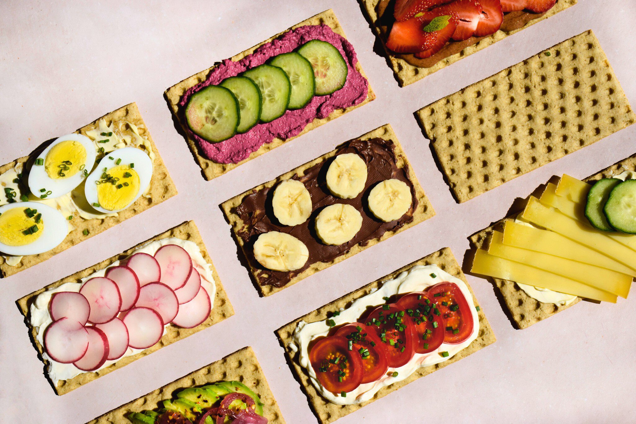 Alnavit glutenfreies Hafer Kn&auml;cke mit verschiedenen Aufstrichen
