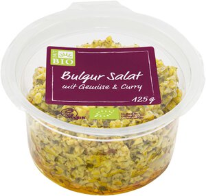 Bulgur-Salat mit Gemüse und Curry